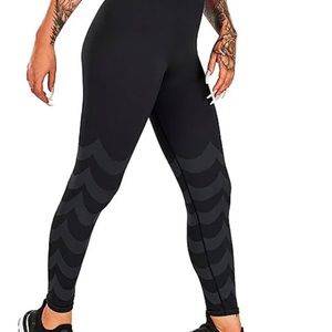 NWOT ADIDAS X MARIMEKKO aeroknit LEGGINGS, large